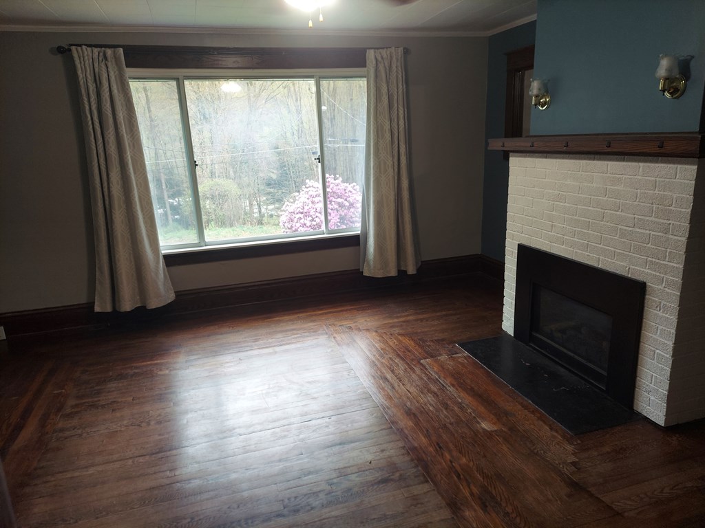 908 Walnut Street Reno, PA 16343 - Photo 10 of 13 Gallery Image 10