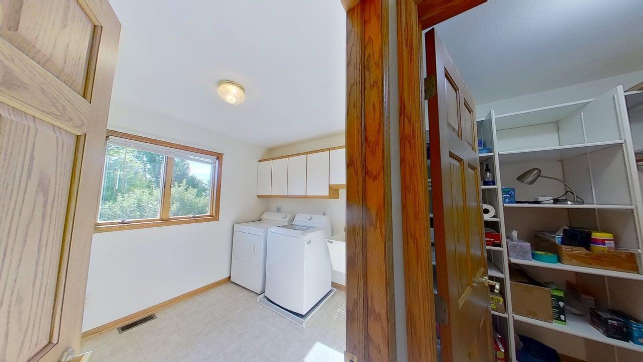 401 South Bruce Street Marshall, MN 56258 - Photo 14 of 45