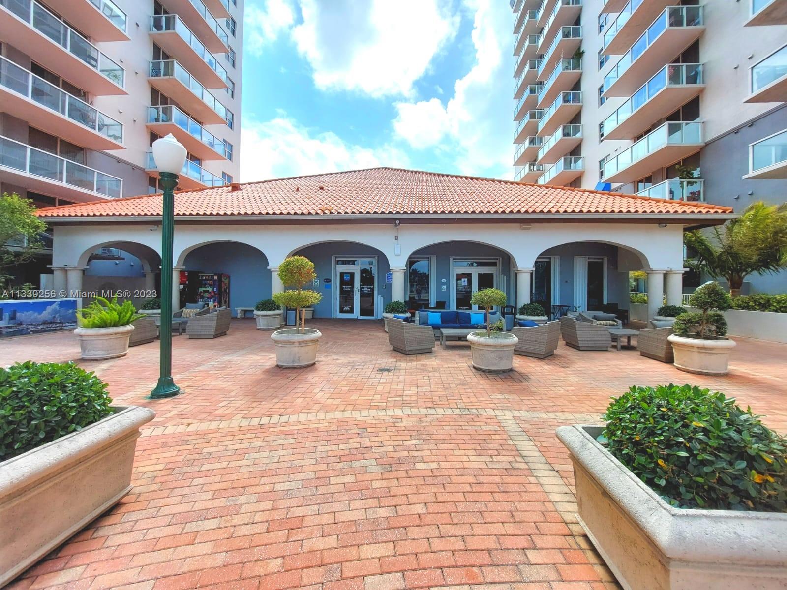 Flagami Miami, FL 33126 - Photo 21 of 40