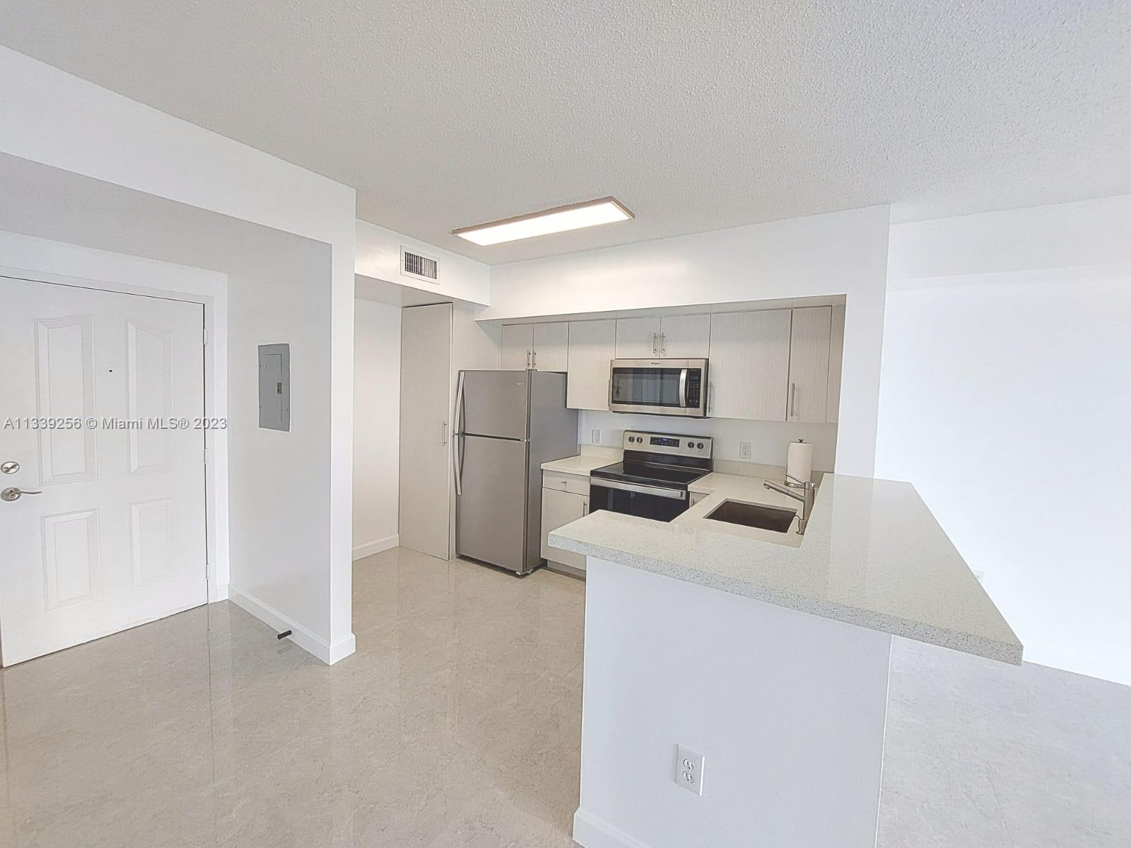 Flagami Miami, FL 33126 - Photo 10 of 40