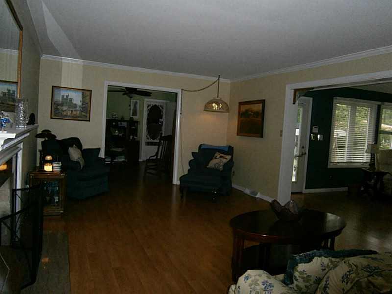 6245 Breamore Road Indianapolis, IN 46220 - Photo 4 of 22 Gallery Image 4