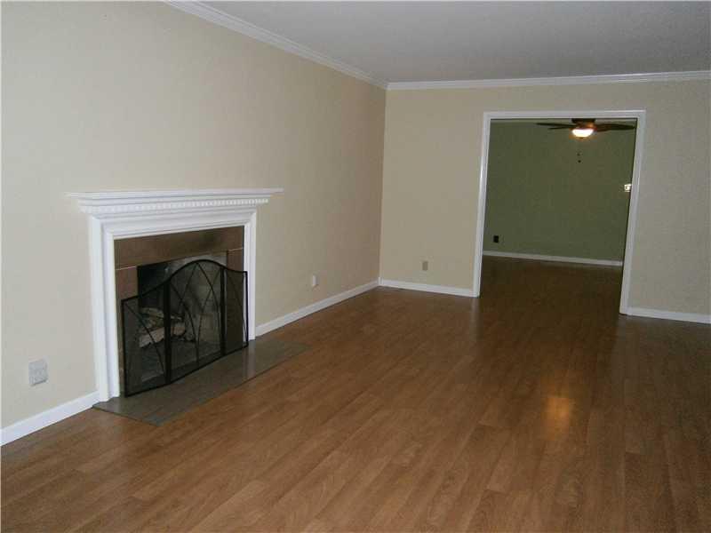6245 Breamore Road Indianapolis, IN 46220 - Photo 6 of 22 Gallery Image 6