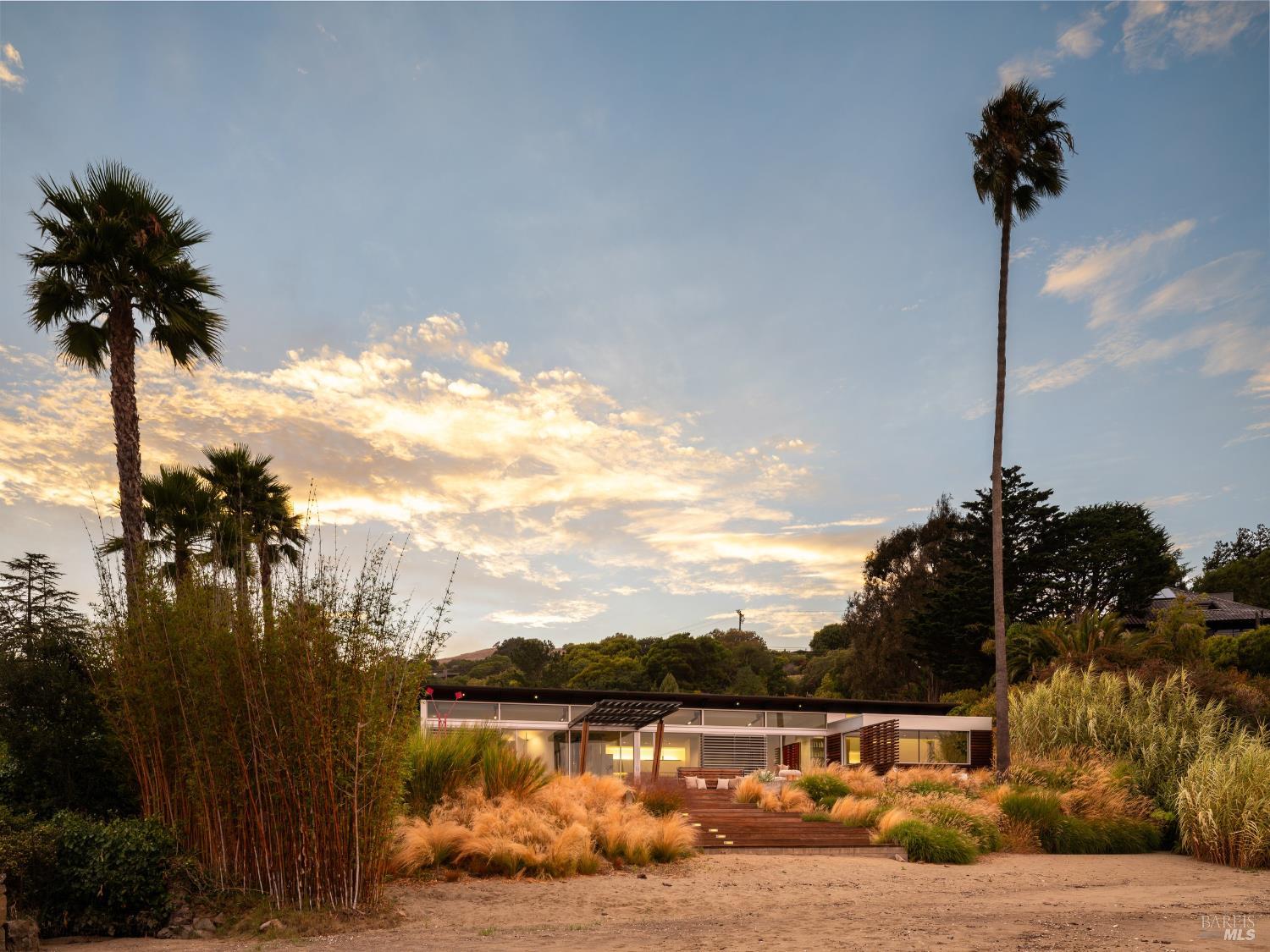 36 Old Landing Road Tiburon, CA 94920 - Photo 12 of 91 Gallery Image 12