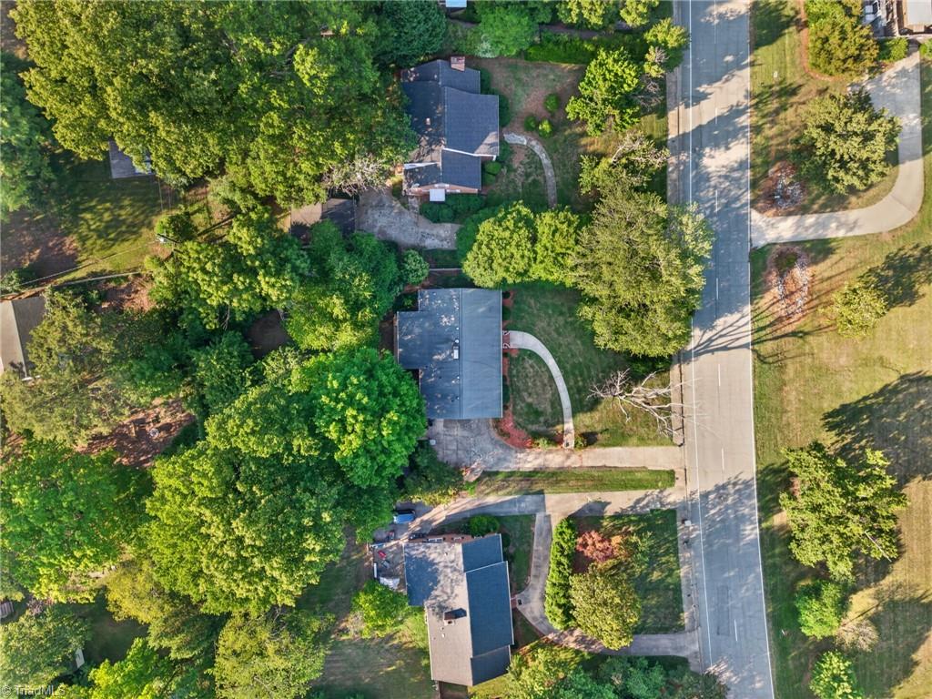 113 Green Valley Road Greensboro, NC 27403 - Photo 43 of 46