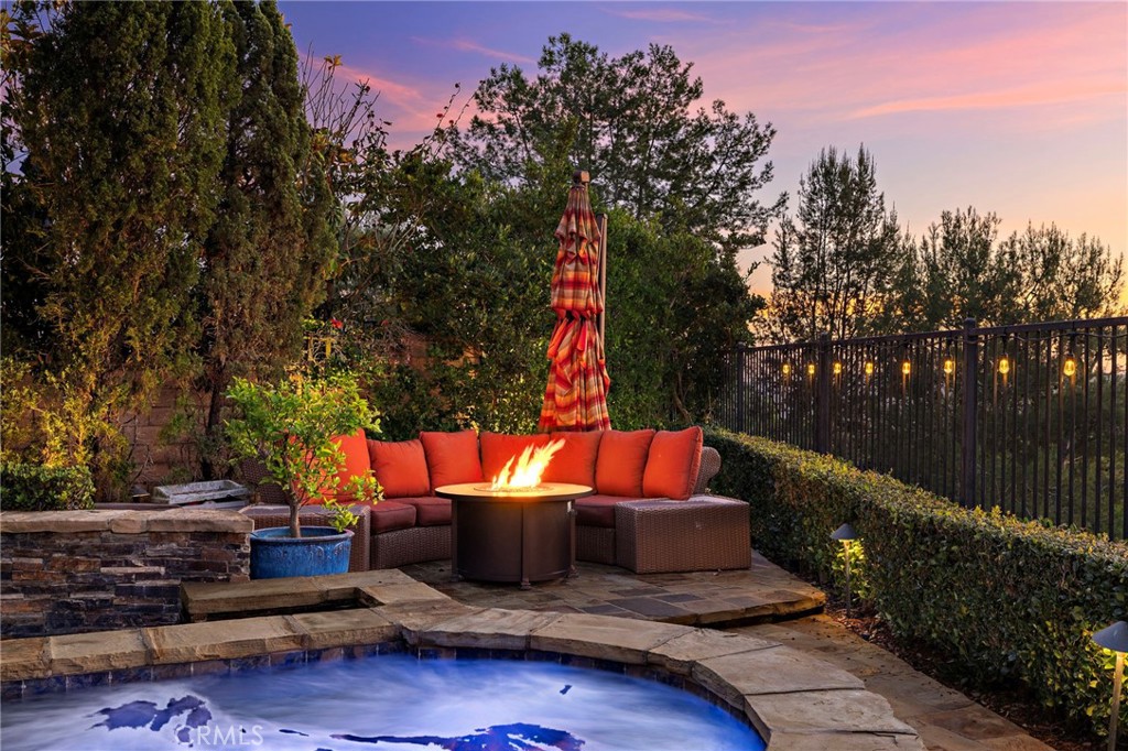2 Galaxy Isle Ladera Ranch, CA 92694 - Photo 53 of 69 a outdoor view with sitting space