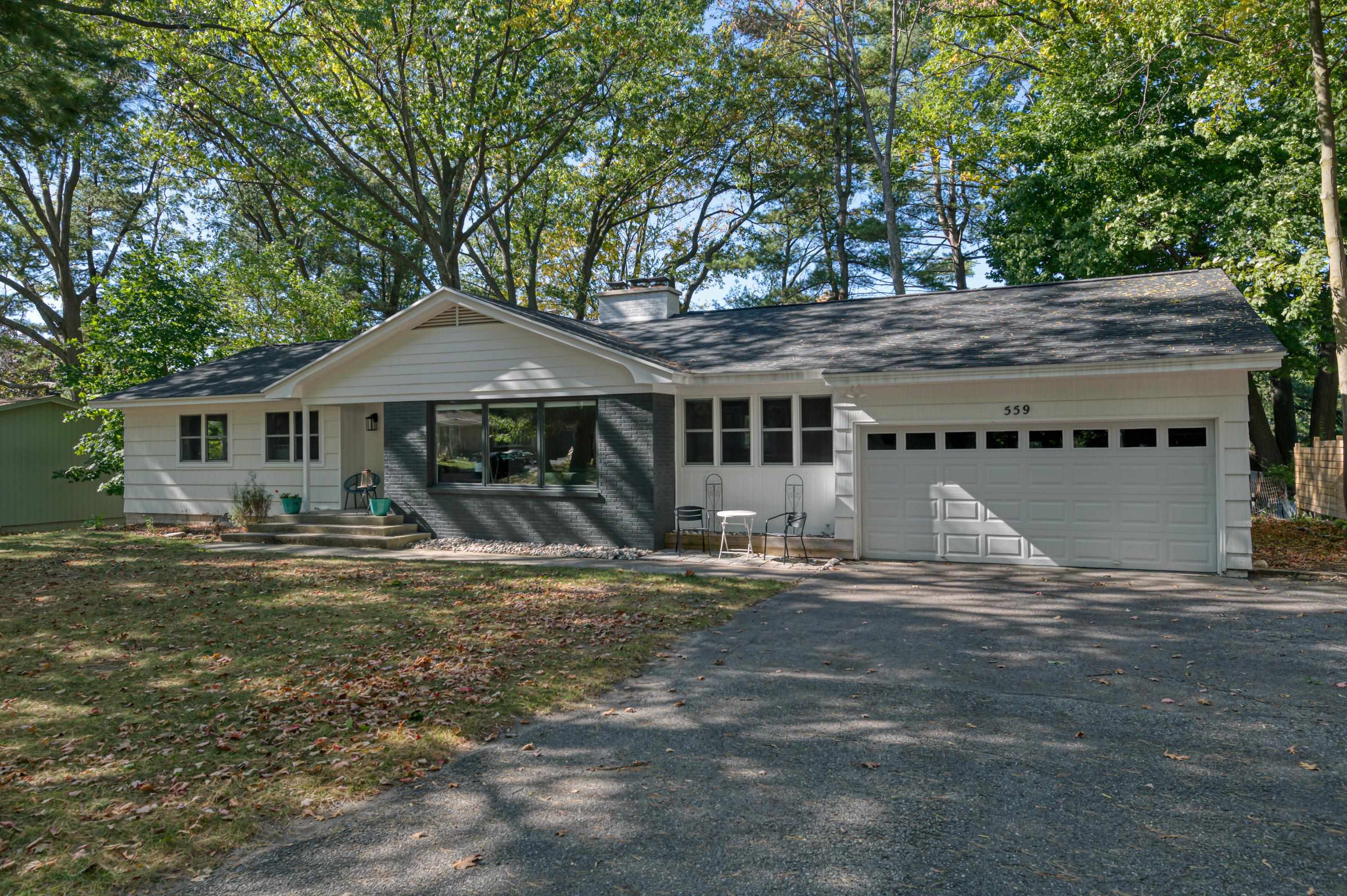 559 Bloomfield Road, Unit LOT: 8 Traverse City, MI 49686 - Photo 2 of 41 Gallery Image 2
