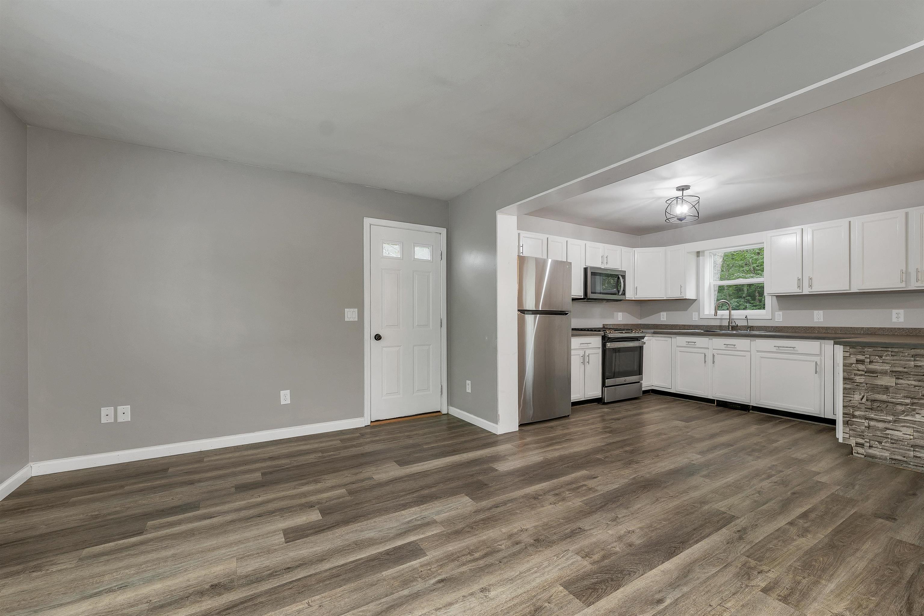 368 Chesham Road Harrisville, NH 03450 - Photo 7 of 58