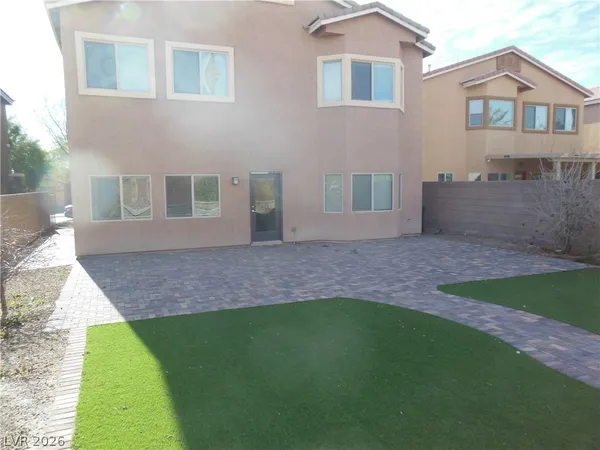 $2,700 | 8118 Minots Ledge Avenue, Las Vegas, NV 89147