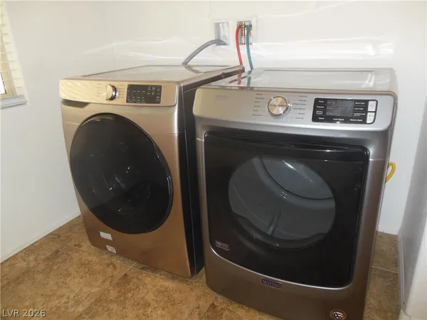 $2,700 | 8118 Minots Ledge Avenue, Las Vegas, NV 89147