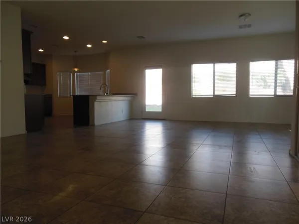 $2,700 | 8118 Minots Ledge Avenue, Las Vegas, NV 89147