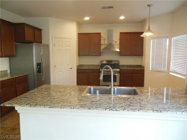 $2,700 | 8118 Minots Ledge Avenue, Las Vegas, NV 89147