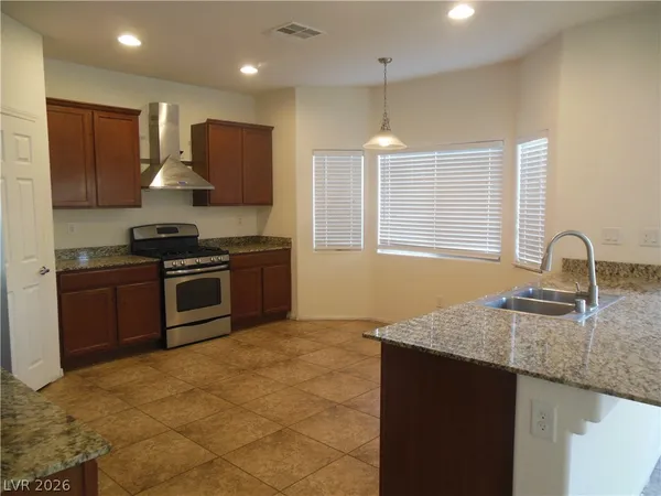 $2,700 | 8118 Minots Ledge Avenue, Las Vegas, NV 89147