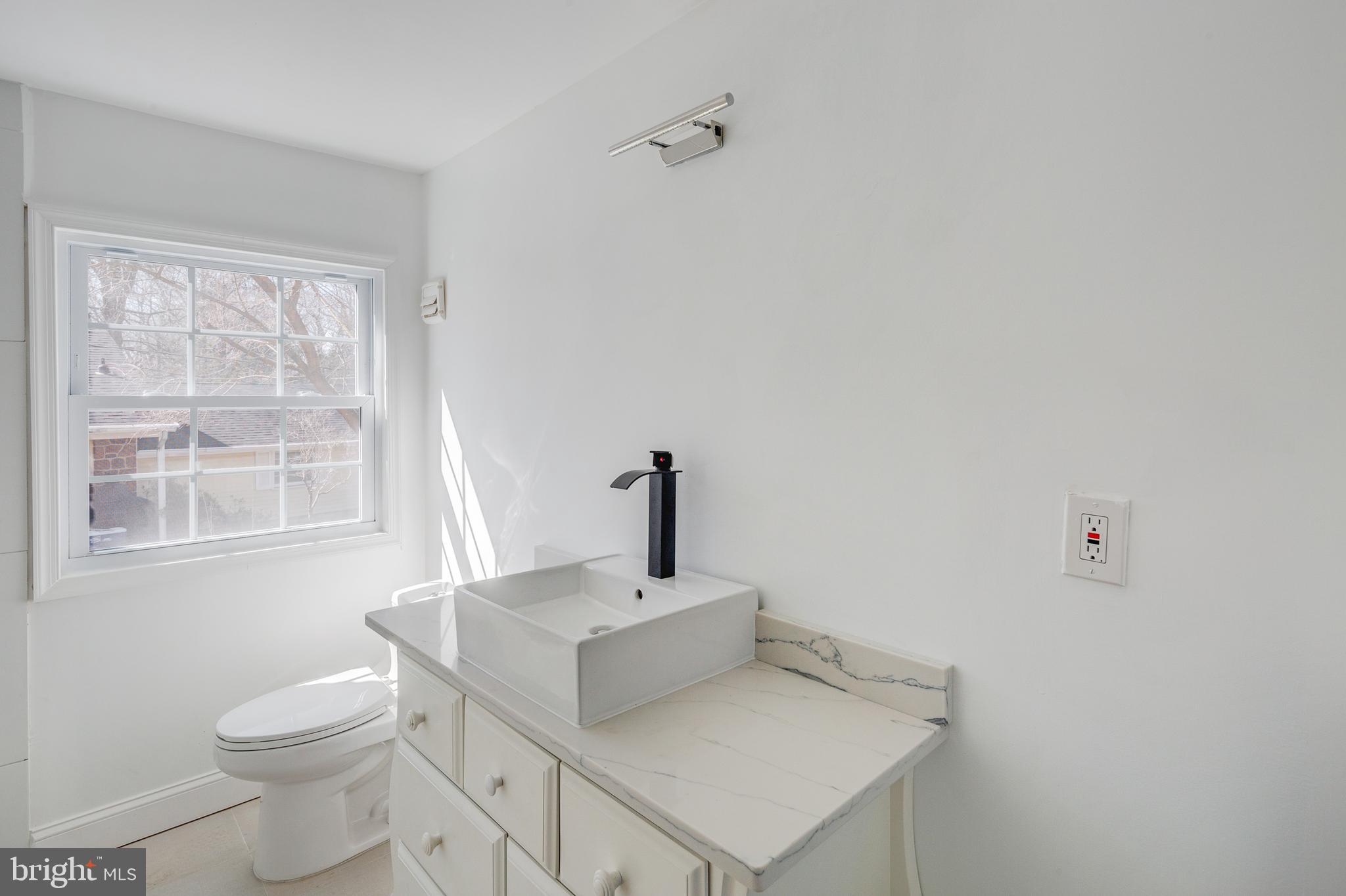105 Sharrowvale Road Cherry Hill, NJ 08034 - Photo 14 of 23