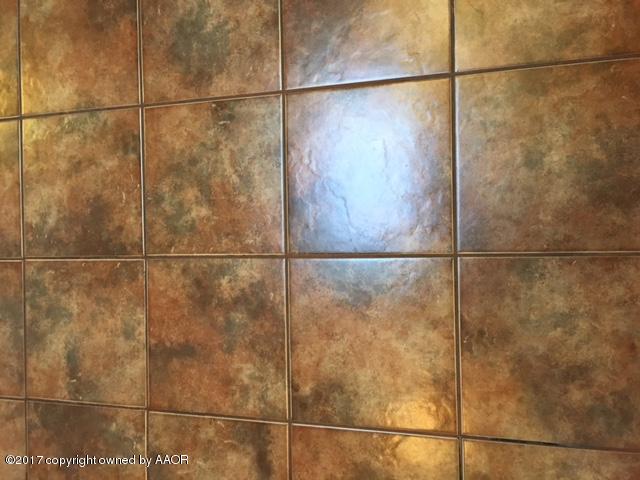 2824 John Drive Amarillo, TX 79110 - Photo 6 of 14 IMG_3511Floors
