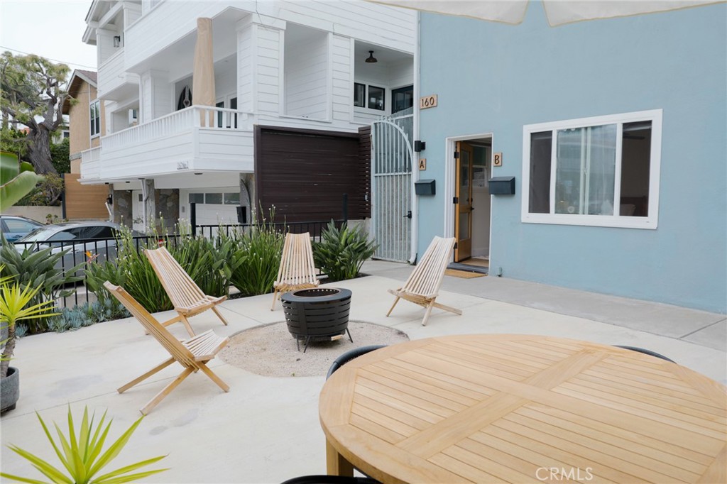 160 Avenida Florencia, Unit B San Clemente, CA 92672 - Photo 2 of 48 a view of outdoor space yard and porch