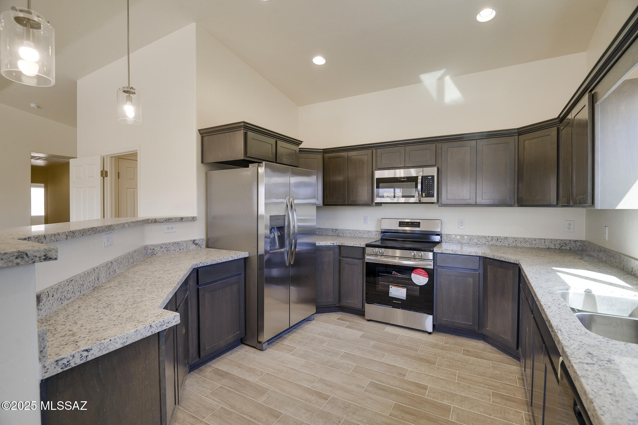 1692 Círculo Alameda Rio Rico, AZ 85648 - Photo 15 of 50