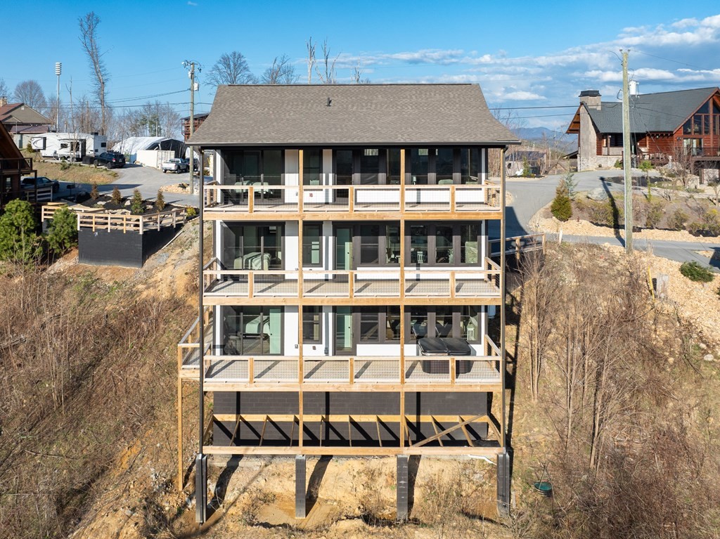 716 Village Loop Road Gatlinburg, TN 37738 - Photo 6 of 58 Gallery Image 6