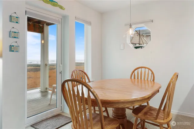 $399,900 | 1600 West Ocean Avenue, Unit 423, Westport, WA 98595