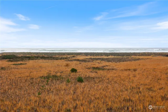 $399,900 | 1600 West Ocean Avenue, Unit 423, Westport, WA 98595