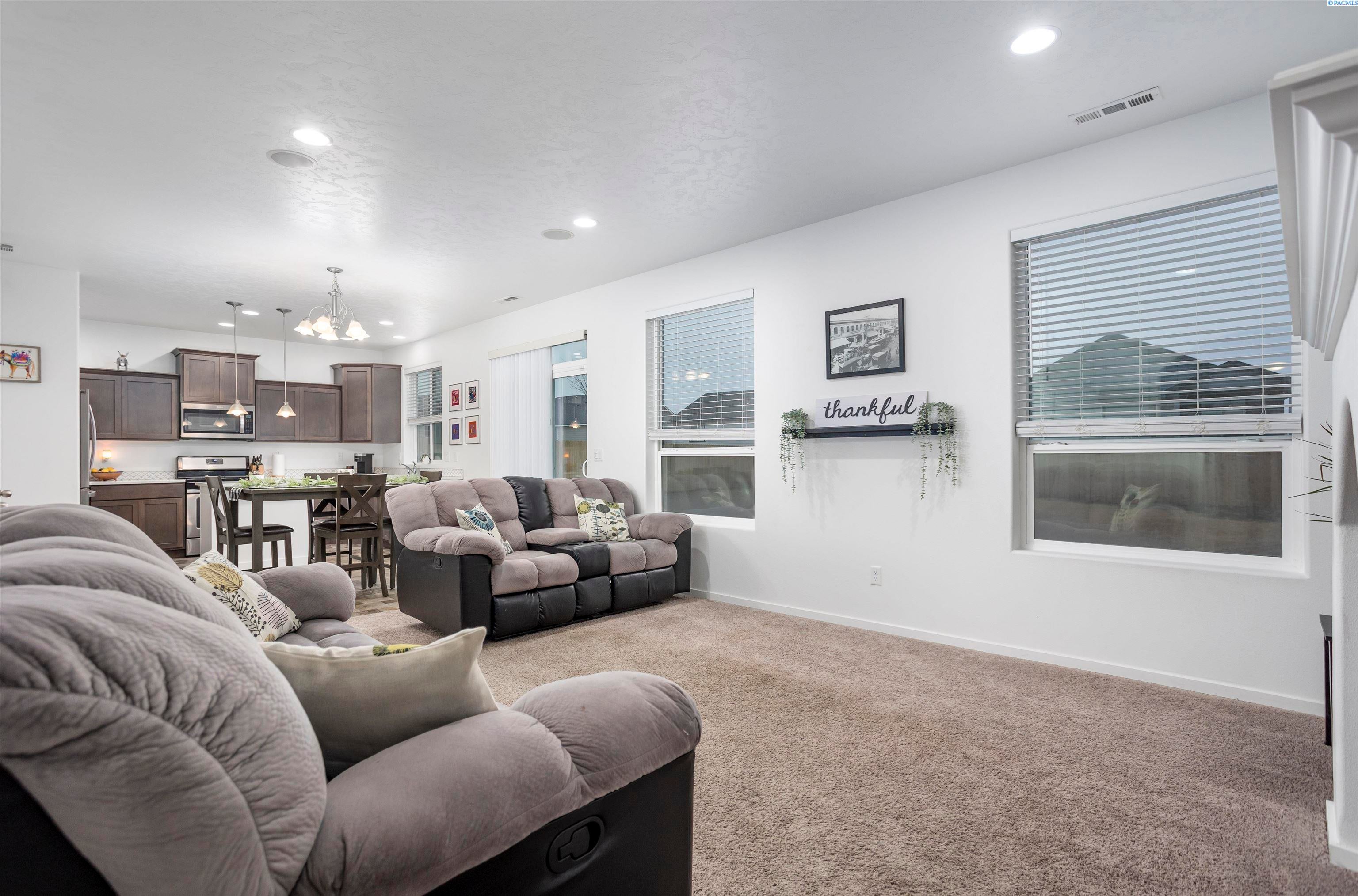 6118 Ramus Lane Pasco, WA 99301 - Photo 5 of 29 Gallery Image 5