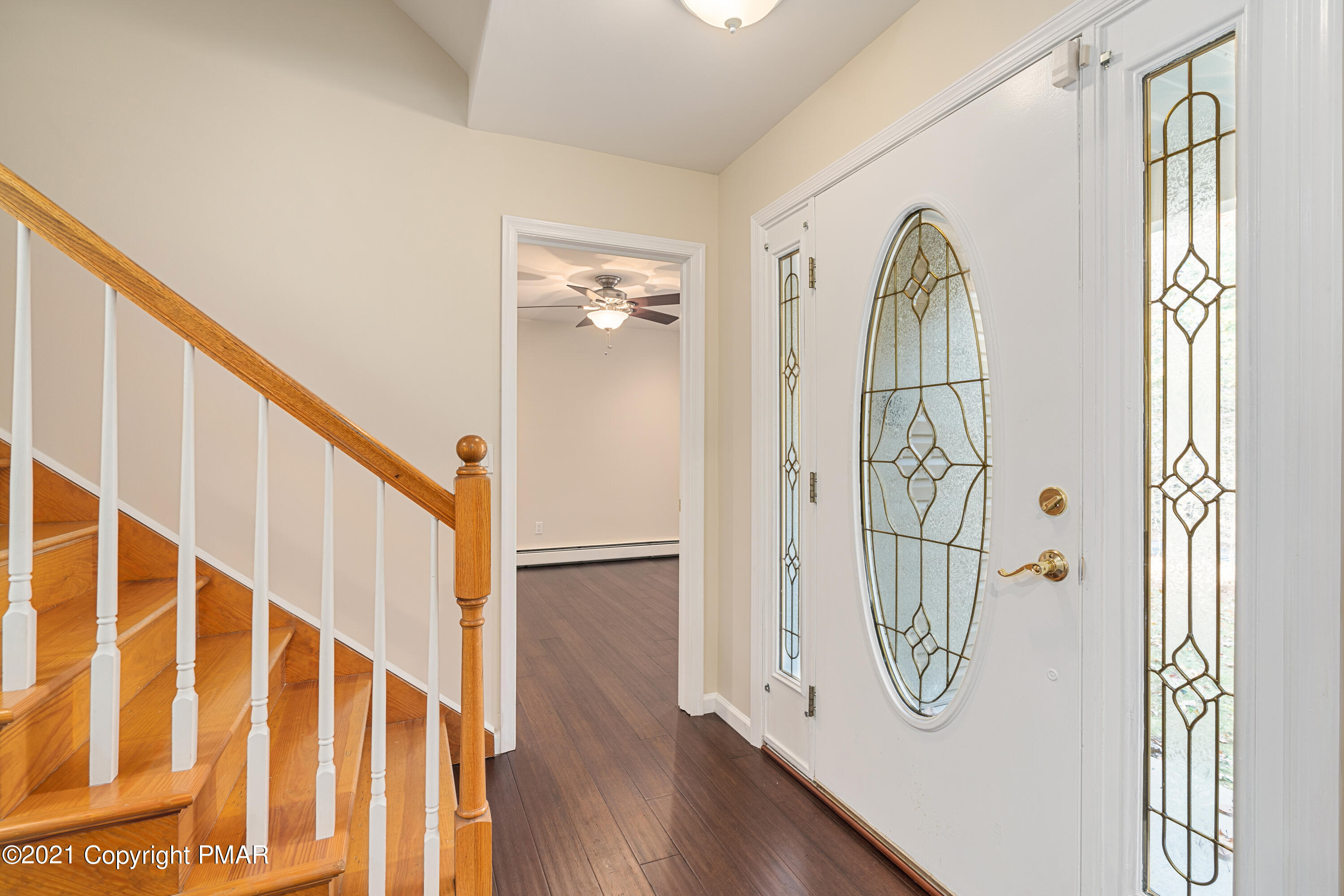 539 Pheasant Road Saylorsburg, PA 18353 - Photo 17 of 59 foyer