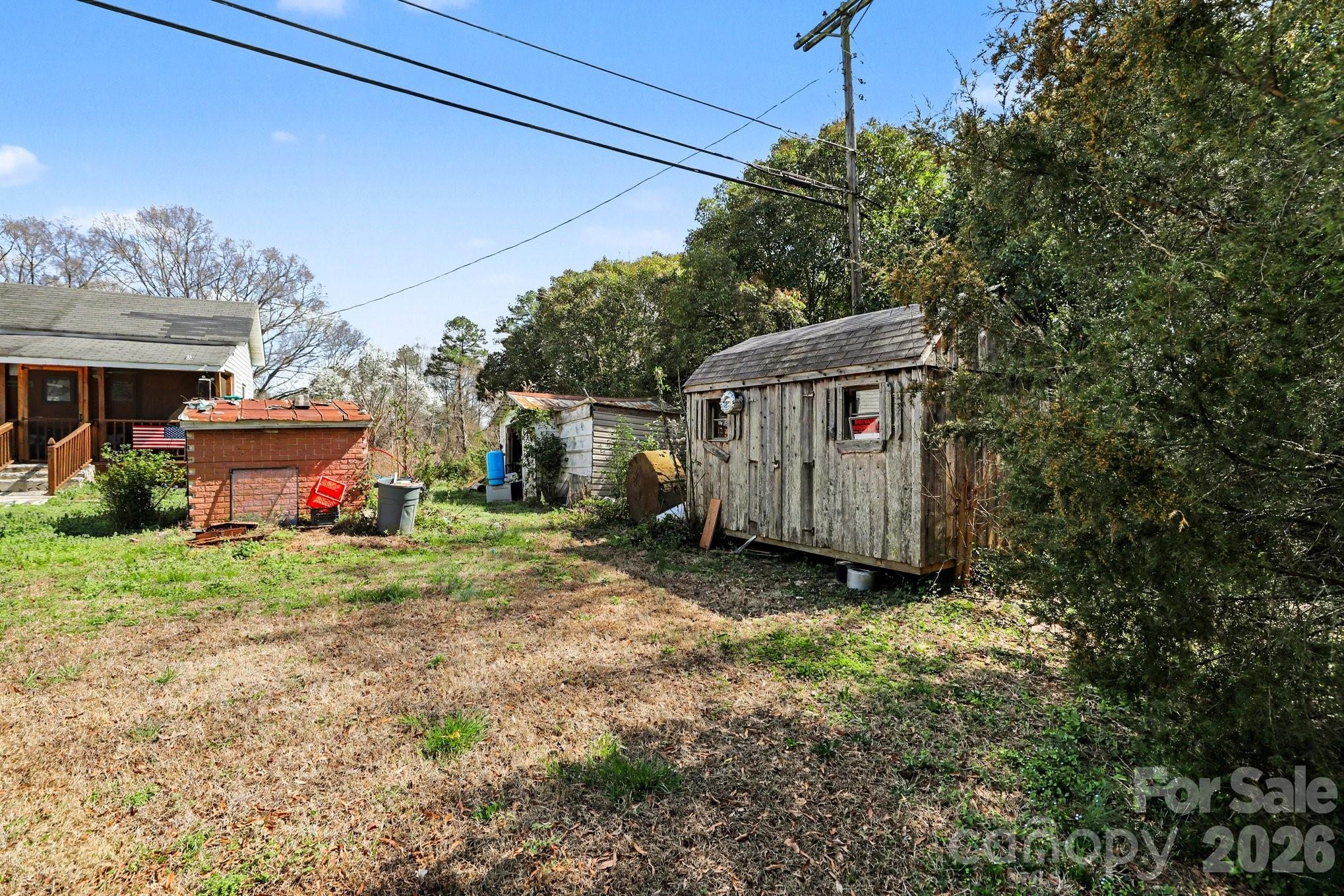 13721 Highway 601 Midland, NC 28107 - Photo 24 of 24 a view of a back yard of the house