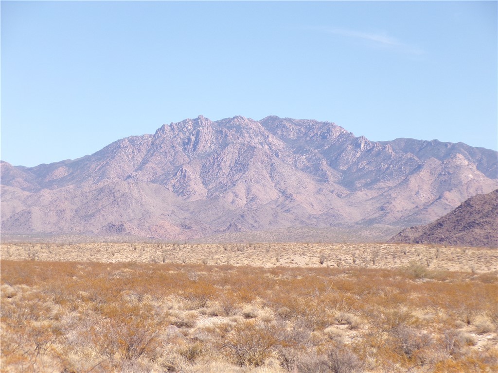 Lot 9 South Apache Road Yucca, AZ 86438 - Photo 1 of 5 View