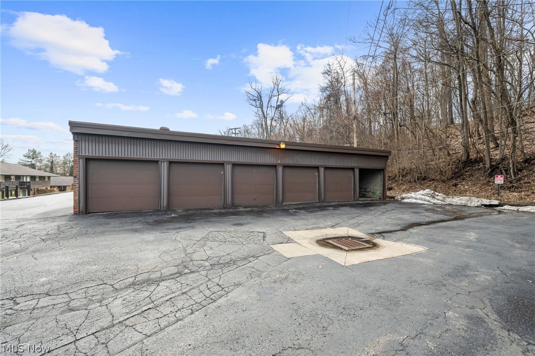 5711 Som Center Road, Unit 42 Solon, OH 44139 - Photo 22 of 33