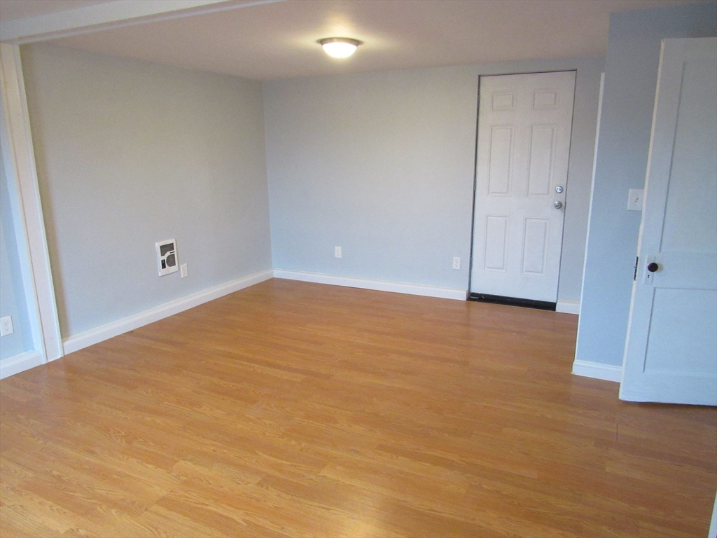 72 Emerald Street, Unit 2 Gardner, MA 01440 - Photo 8 of 25