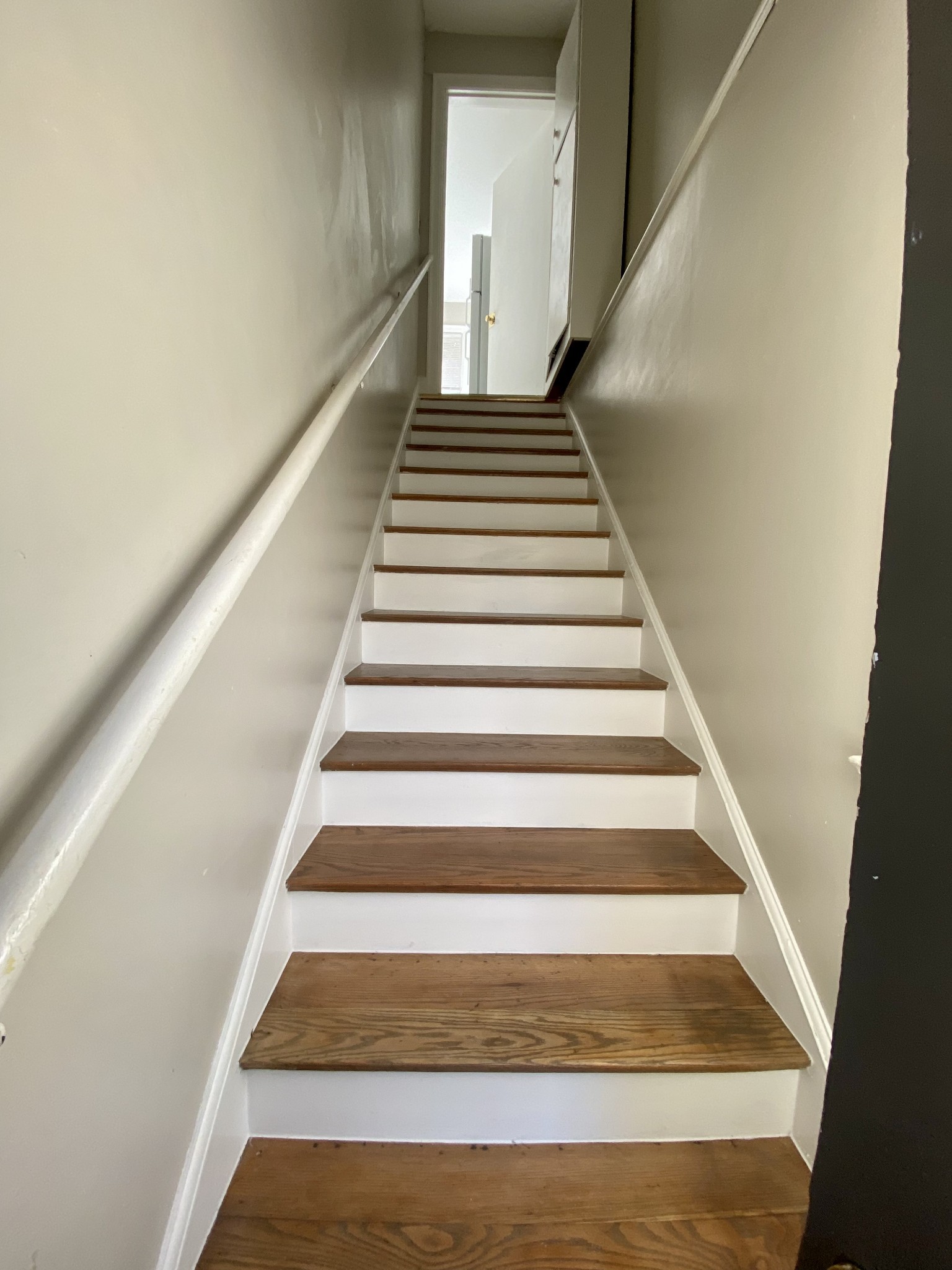 103 Lauderdale Road, Unit B Nashville, TN 37205 - Photo 16 of 17 a view of entryway