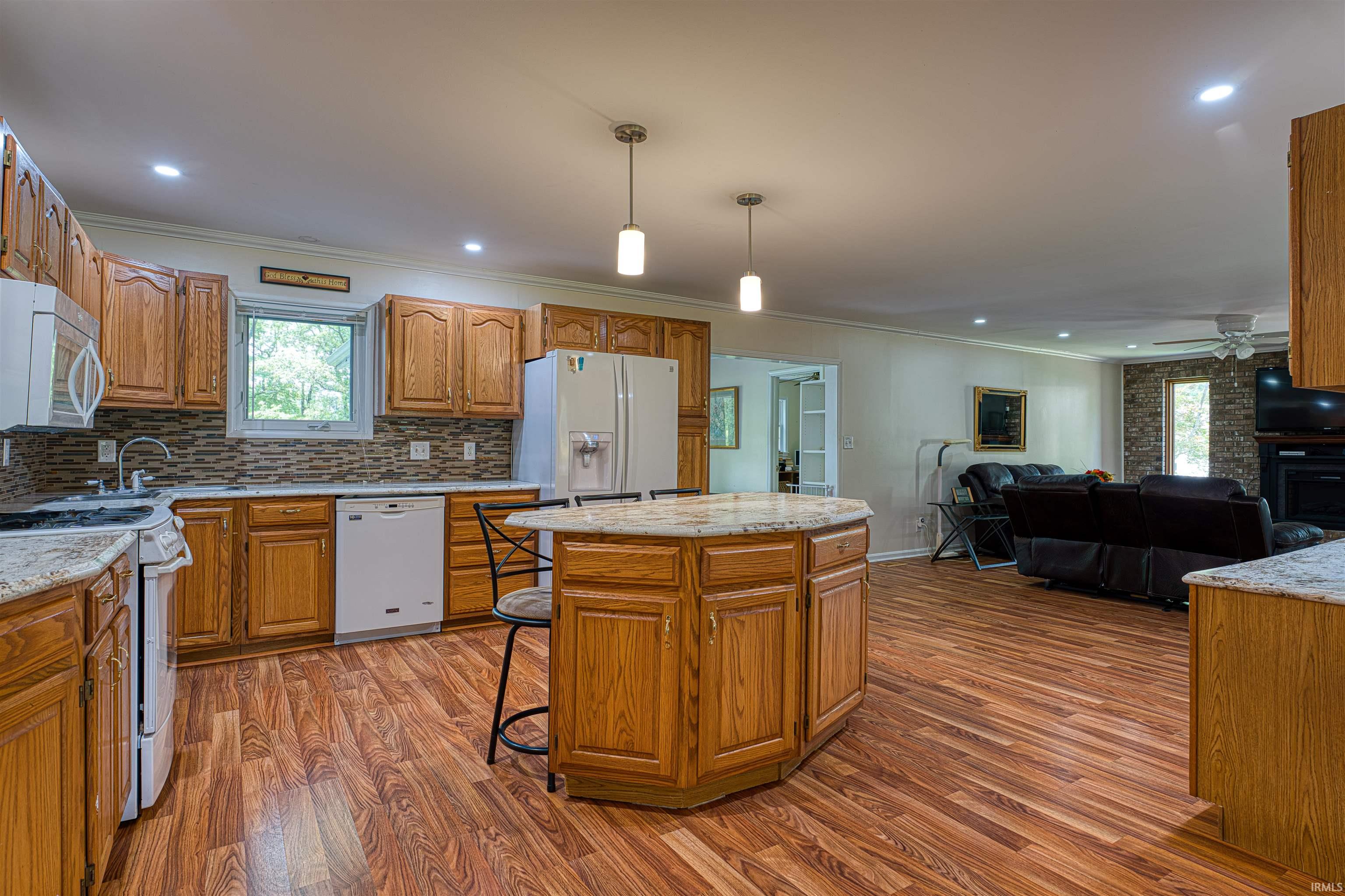 677 Old Plank Road Chandler, IN 47610 - Photo 6 of 43 Gallery Image 6