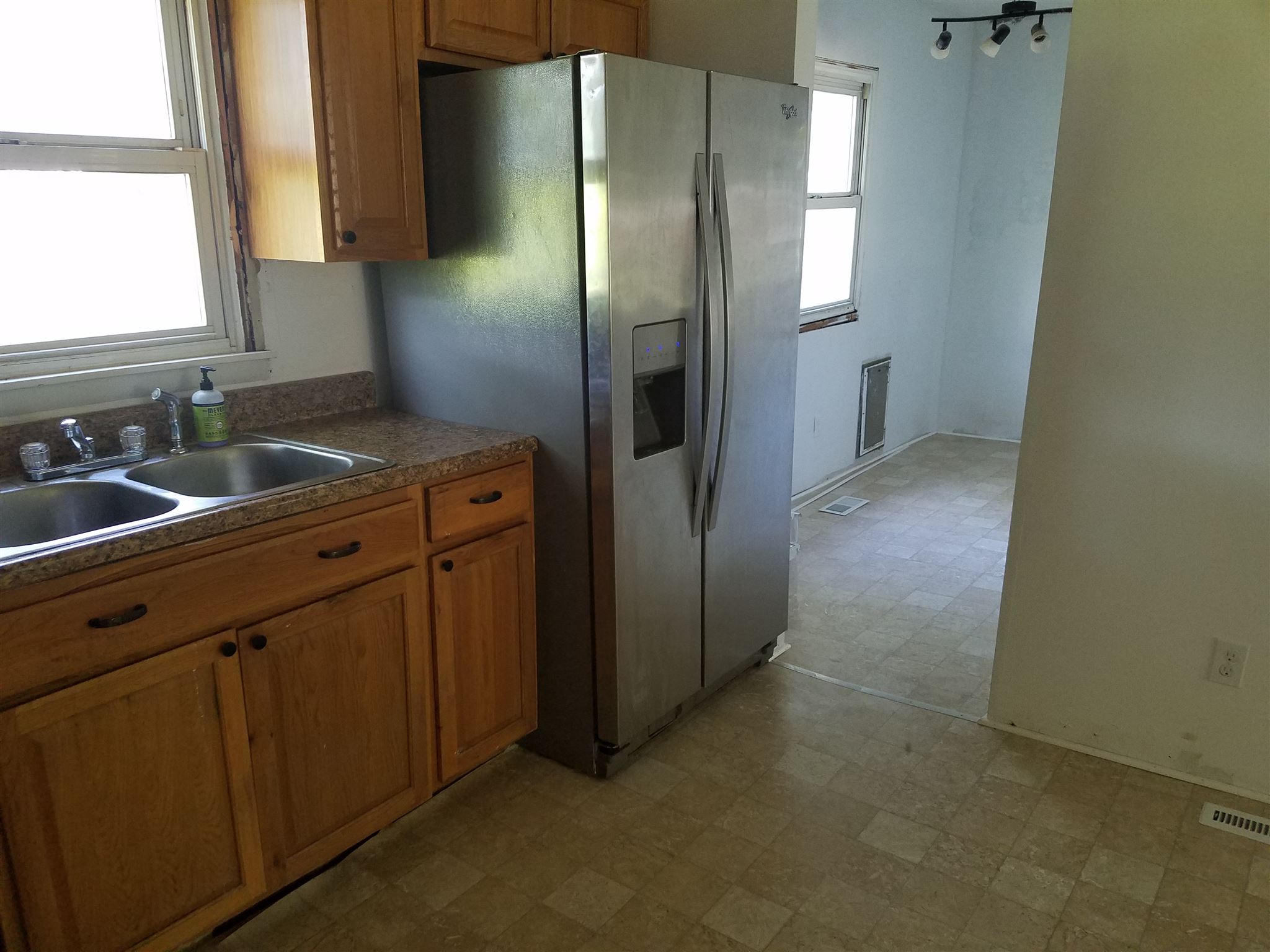 149 Woodville Road Mitchell, IN 47446 - Photo 6 of 13 Gallery Image 6