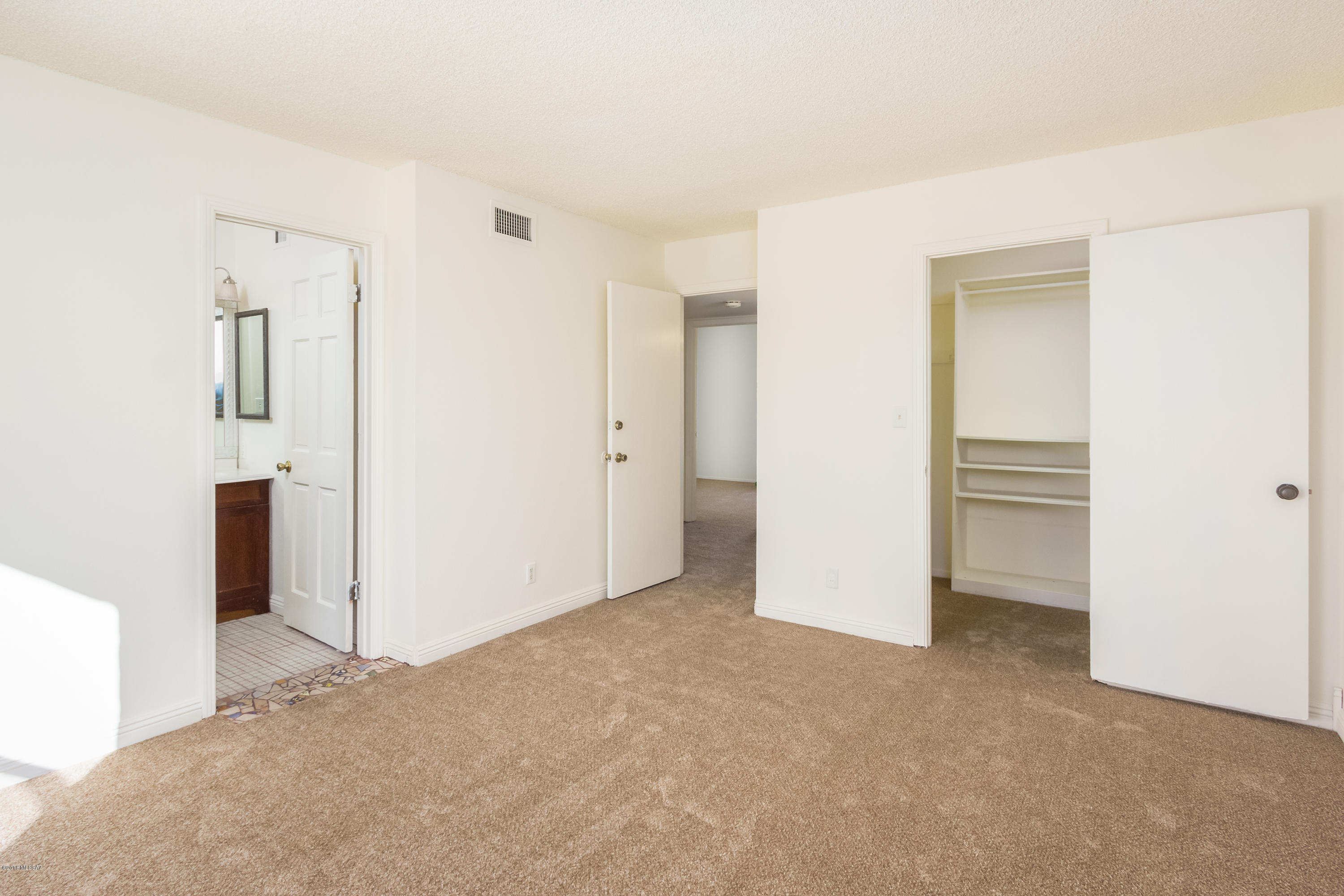 1575 East Prince Road, Unit B Tucson, AZ 85719 - Photo 15 of 24 Gallery Image 15