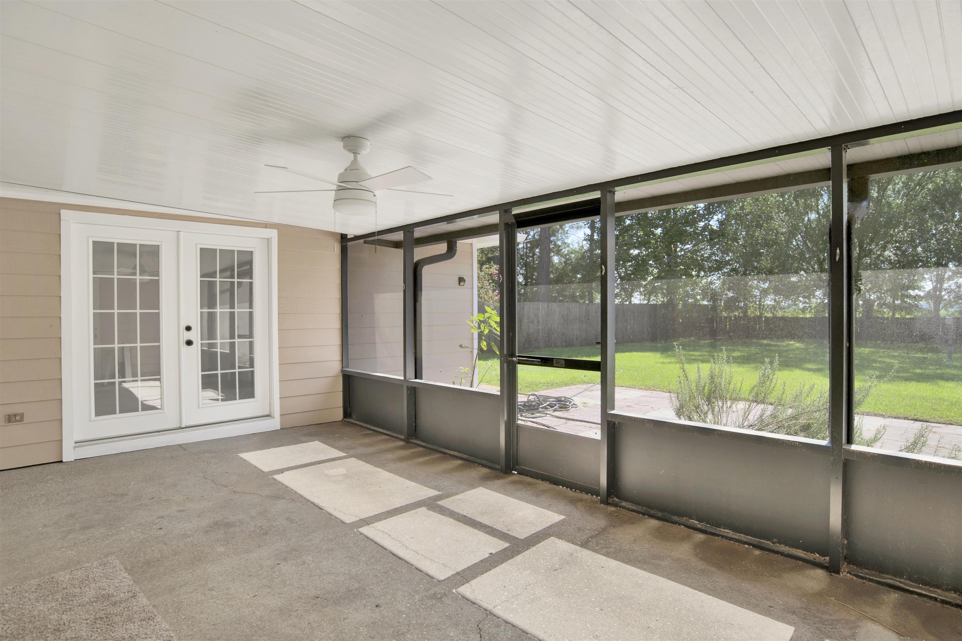 9825 Fairway Drive Foley, AL 36535 - Photo 34 of 39 Sun Room