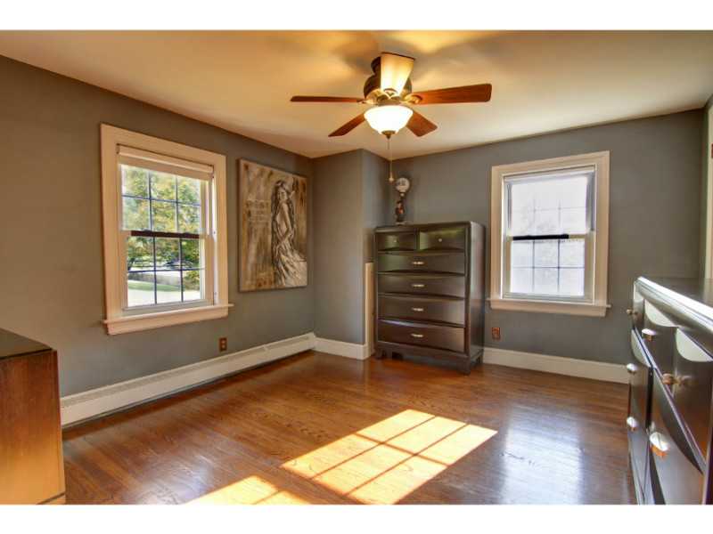 25 Chestnut Hill Road Glocester, RI 02814 - Photo 16 of 25 Studio/Study/Office.