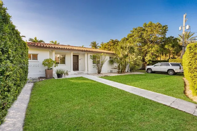 $7,900 | 10110 East Broadview Drive, Bay Harbor Islands, FL 33154