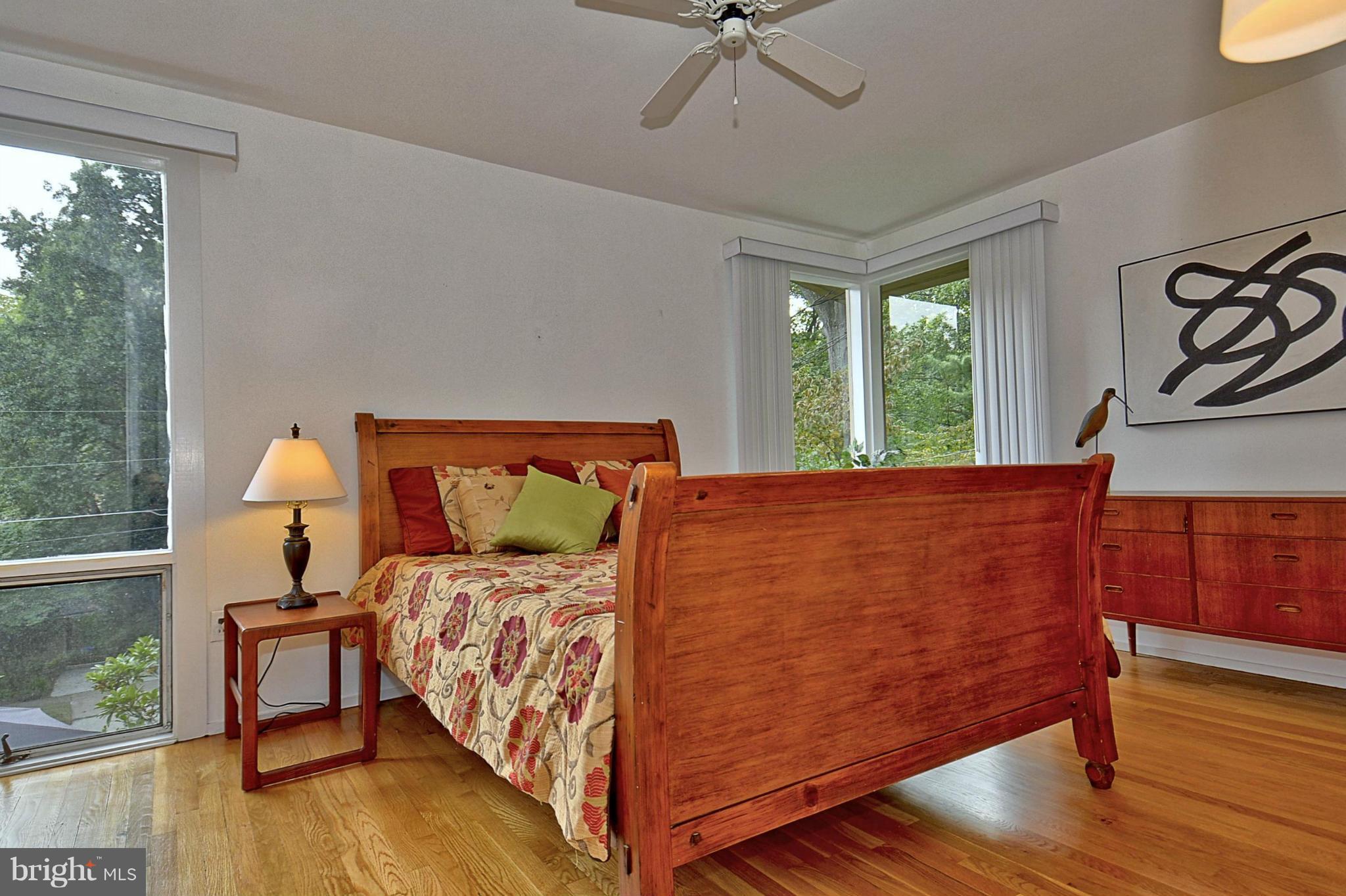 3921 Rickover Road Silver Spring, MD 20902 - Photo 12 of 28 Bath (Master)
