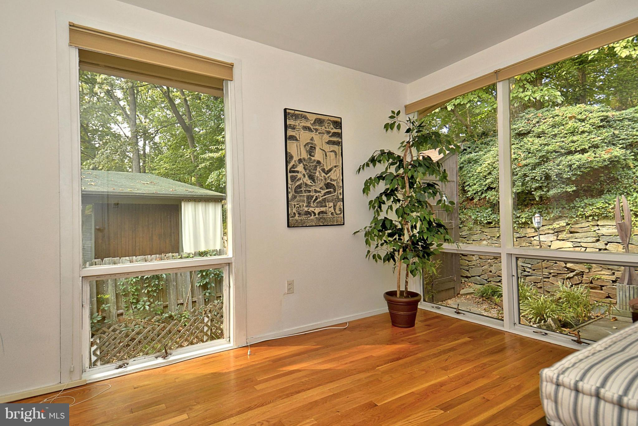 3921 Rickover Road Silver Spring, MD 20902 - Photo 14 of 28 Bath