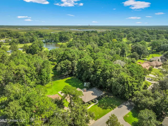 $260,000 | 1412 Cotita Drive, Gautier, MS 39553