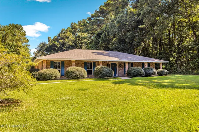 $260,000 | 1412 Cotita Drive, Gautier, MS 39553