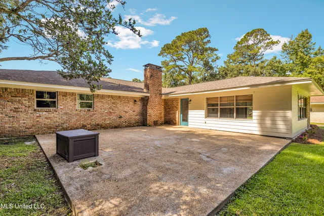 $260,000 | 1412 Cotita Drive, Gautier, MS 39553