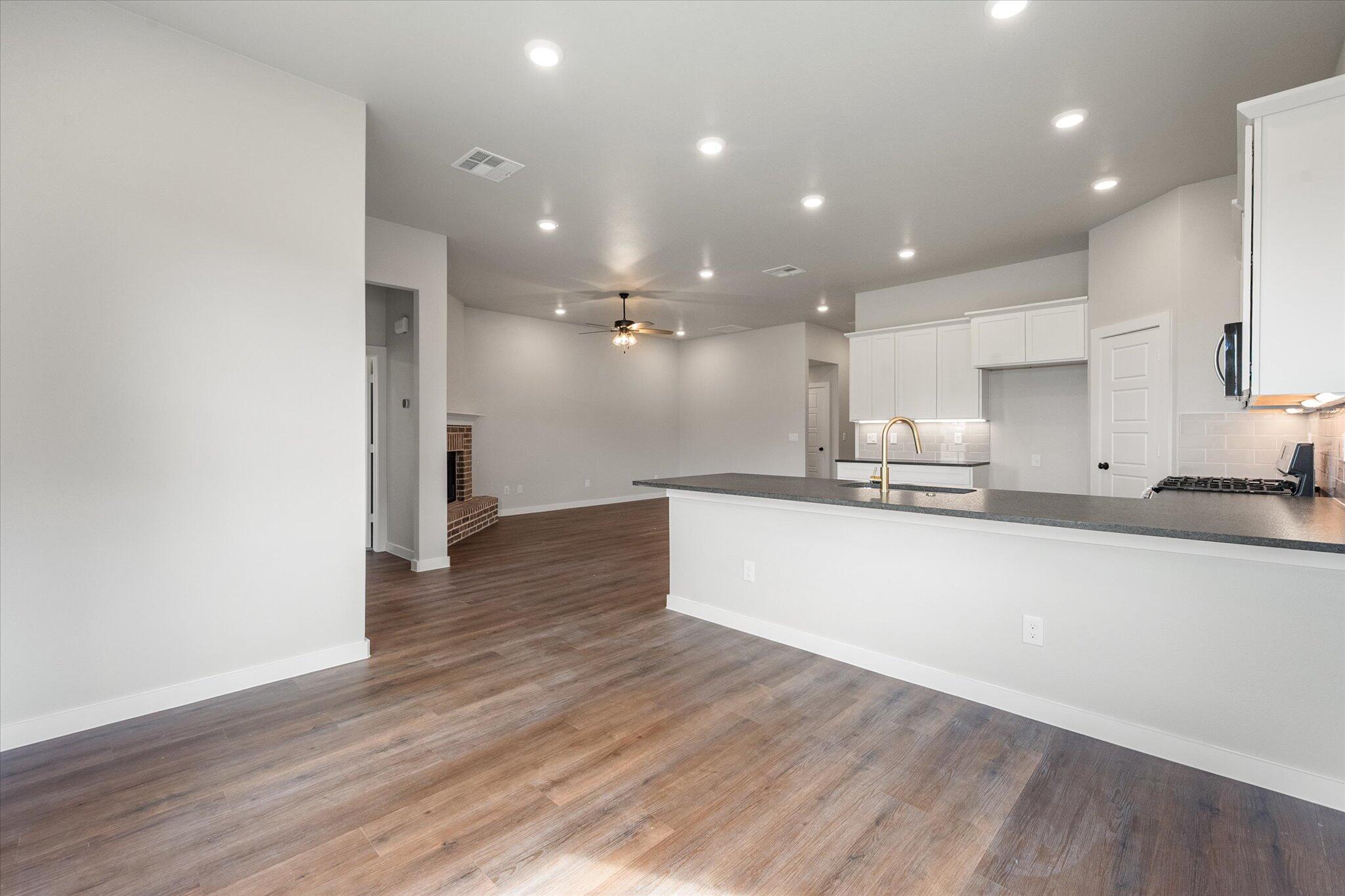 7006 18th Place Lubbock, TX 79416 - Photo 11 of 24 23-7006 18th Pl_8670