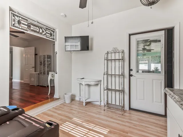 $389,000 | 6 Lake Ellen Circle, Crawfordville, FL 32327