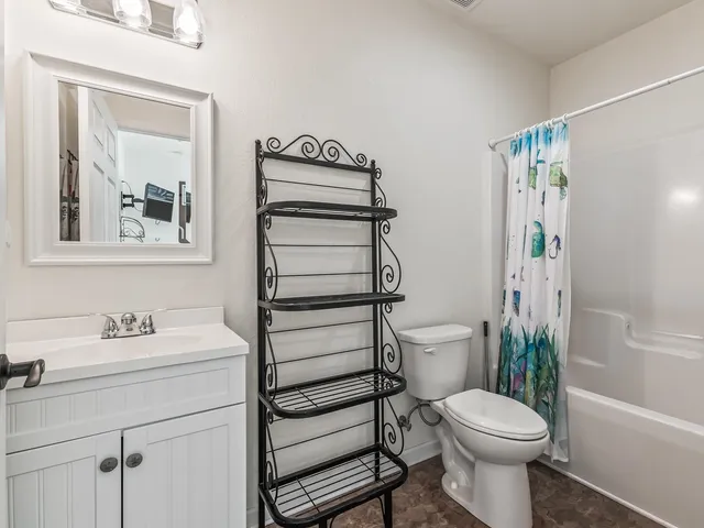 $389,000 | 6 Lake Ellen Circle, Crawfordville, FL 32327