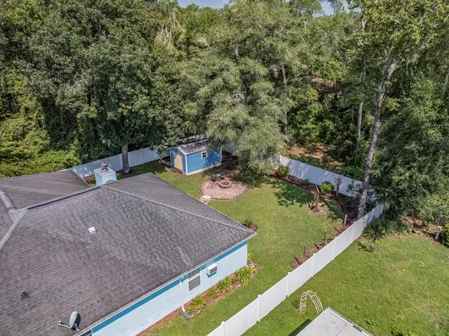 $389,000 | 6 Lake Ellen Circle, Crawfordville, FL 32327