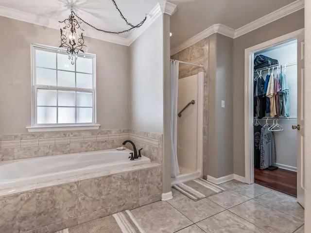 $389,000 | 6 Lake Ellen Circle, Crawfordville, FL 32327