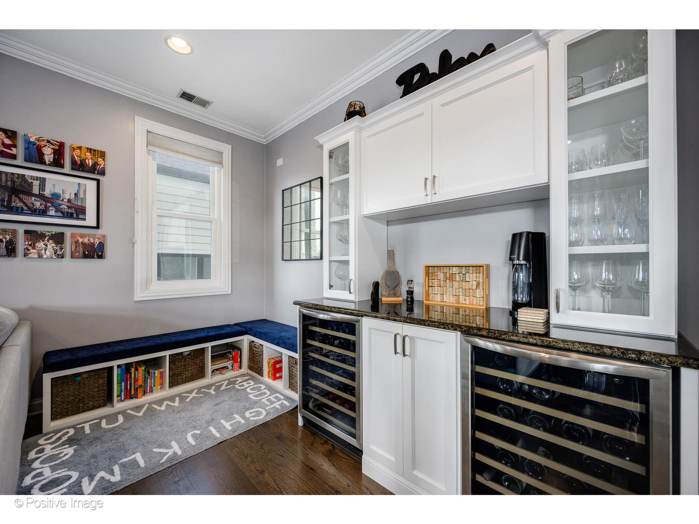 1617 West Barry Avenue, Unit 2S Chicago, IL 60657 - Photo 13 of 27