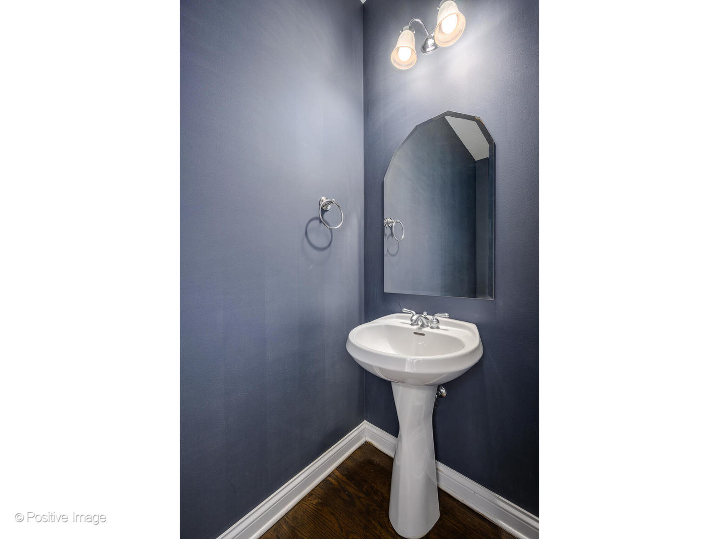 1617 West Barry Avenue, Unit 2S Chicago, IL 60657 - Photo 15 of 27