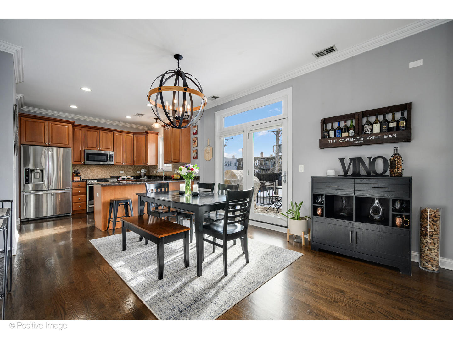 1617 West Barry Avenue, Unit 2S Chicago, IL 60657 - Photo 3 of 27