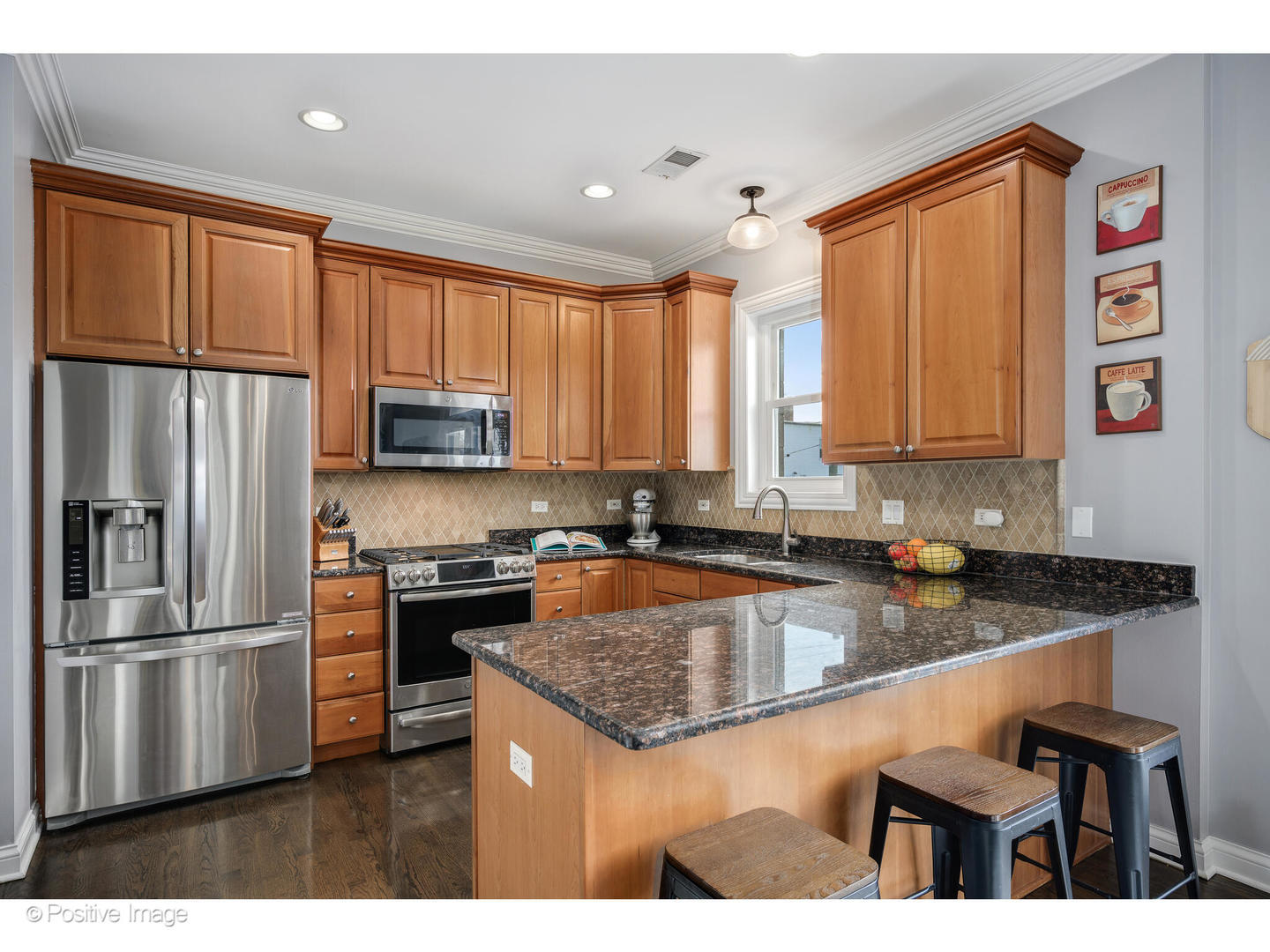 1617 West Barry Avenue, Unit 2S Chicago, IL 60657 - Photo 5 of 27